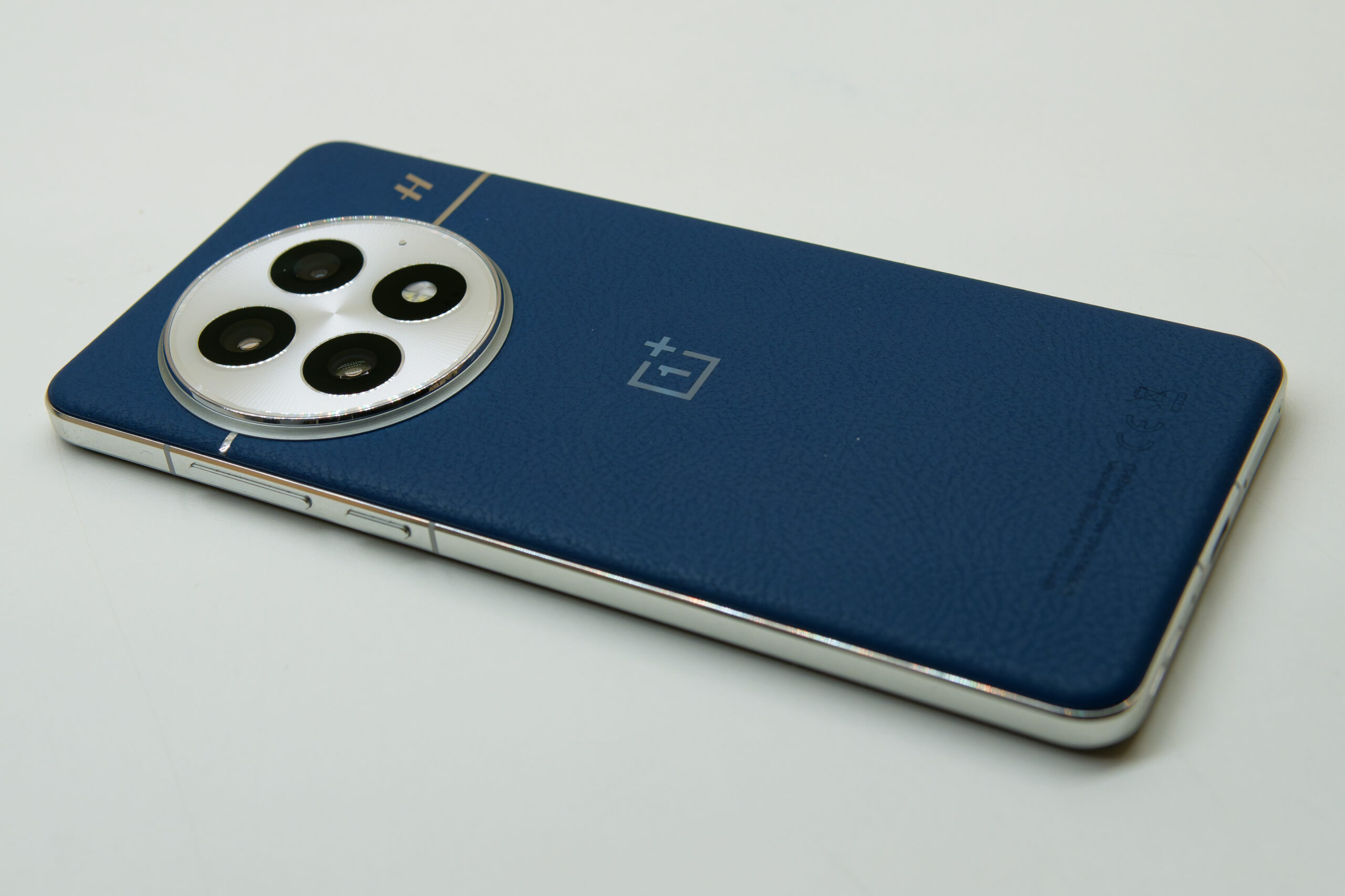 Puhelimen päivitystä + linssi