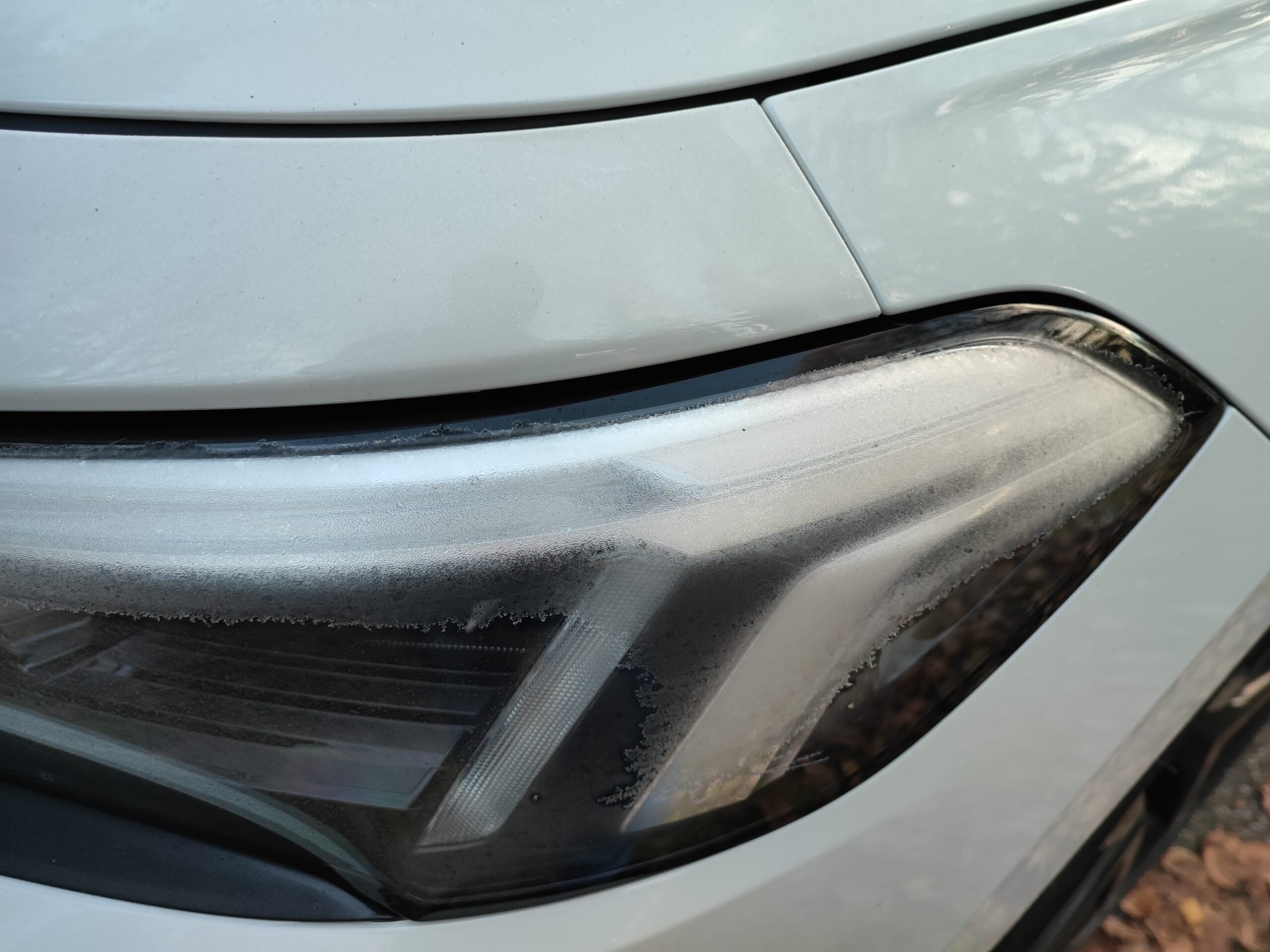 Uuden Civicin valojen riittävyydestä juttua